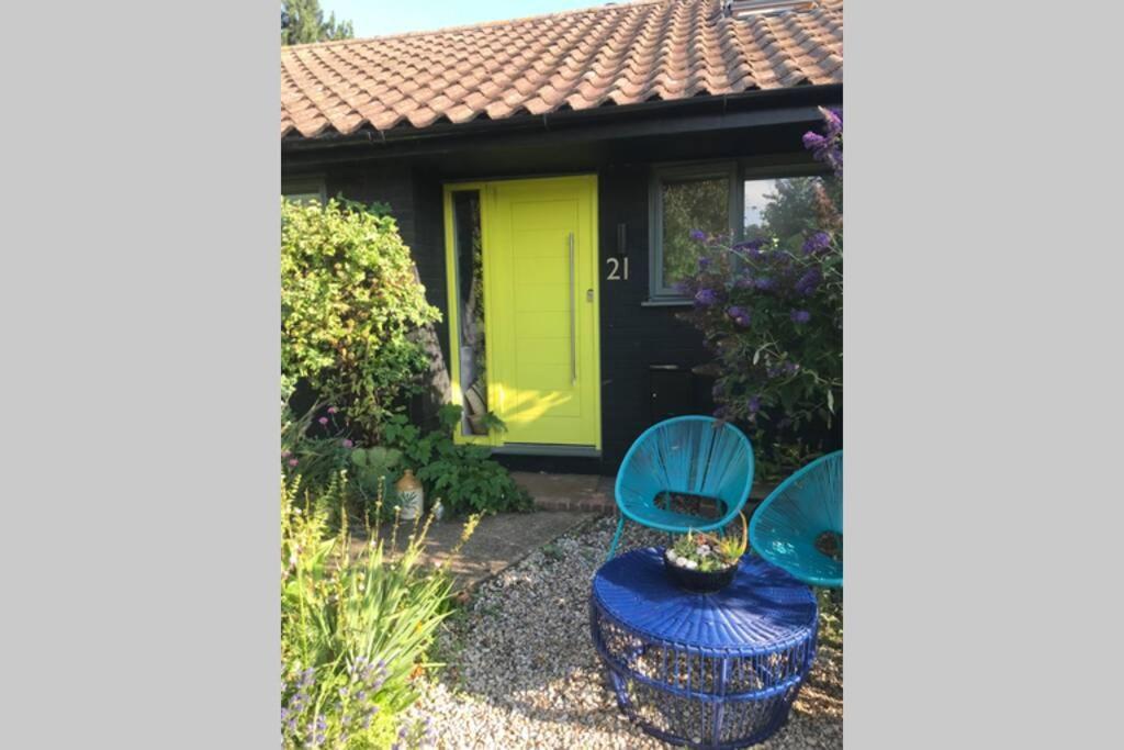 The Yellow Door Whitstable - Peaceful Retreat Close To Beach Экстерьер фото