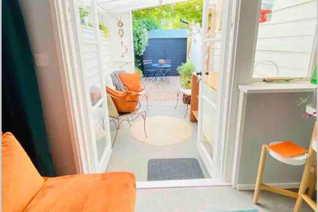 The Yellow Door Whitstable - Peaceful Retreat Close To Beach Экстерьер фото
