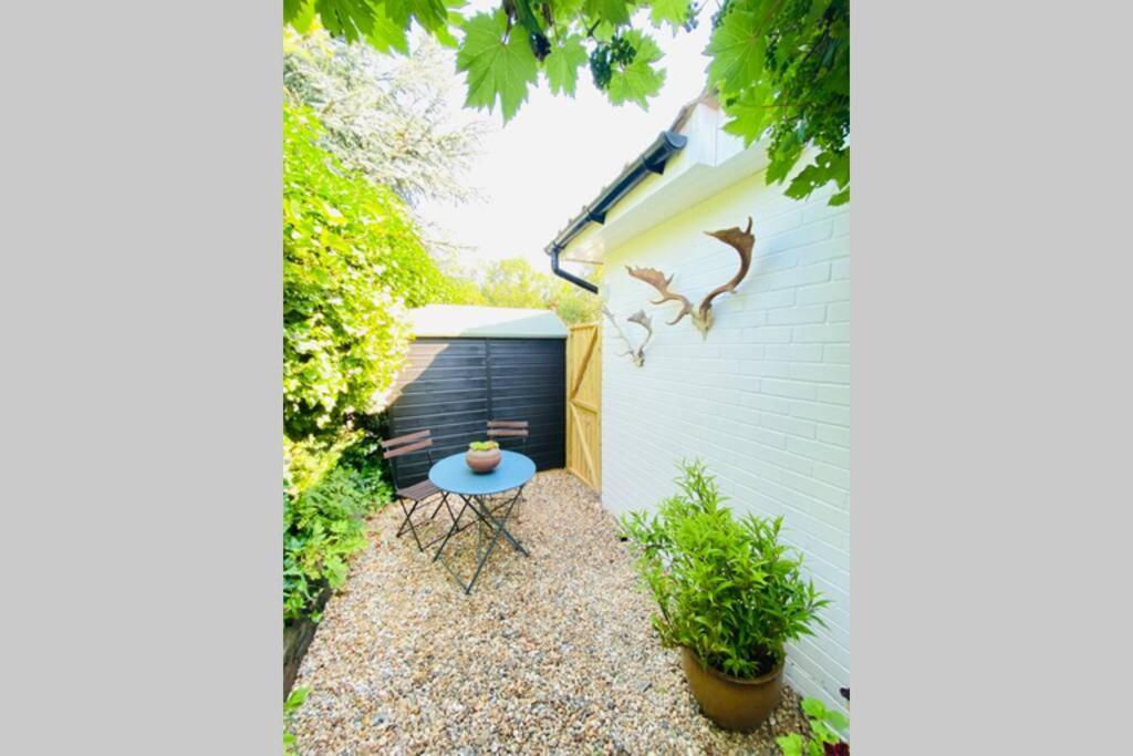 The Yellow Door Whitstable - Peaceful Retreat Close To Beach Экстерьер фото