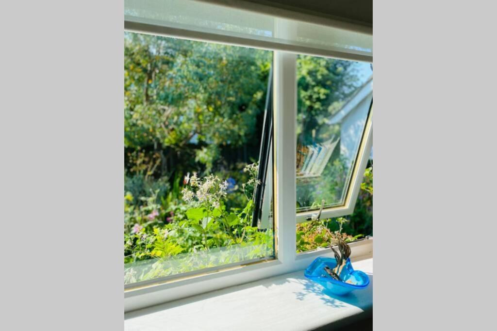 The Yellow Door Whitstable - Peaceful Retreat Close To Beach Экстерьер фото